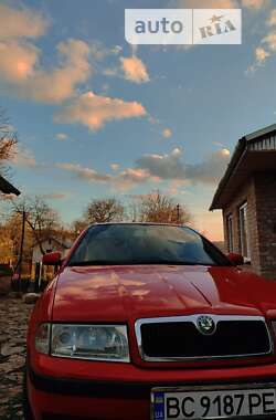 Универсал Skoda Octavia 2002 в Золочеве