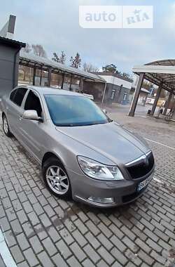 Лифтбек Skoda Octavia 2010 в Ровно