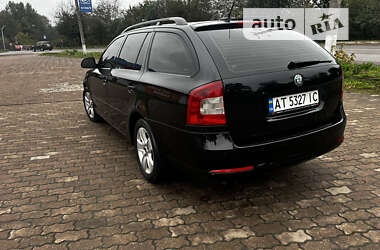 Универсал Skoda Octavia 2010 в Бурштыне