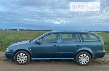 Універсал Skoda Octavia 2001 в Теплику