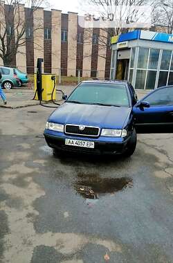 Лифтбек Skoda Octavia 2000 в Киеве