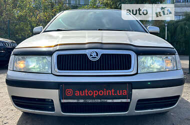 Лифтбек Skoda Octavia 2003 в Сумах