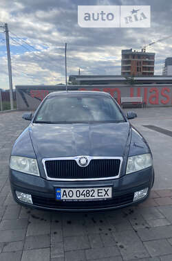 Ліфтбек Skoda Octavia 2004 в Хусті