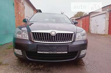 Універсал Skoda Octavia 2010 в Луцьку