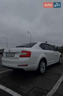 Лифтбек Skoda Octavia 2013 в Киеве