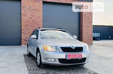 Универсал Skoda Octavia 2012 в Иршаве