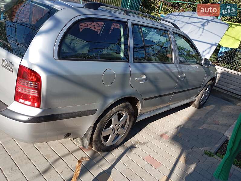 Универсал Skoda Octavia 2004 в Шаргороде