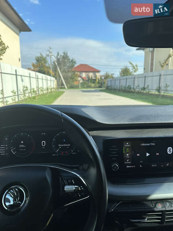 Ліфтбек Skoda Octavia 2020 в Ужгороді