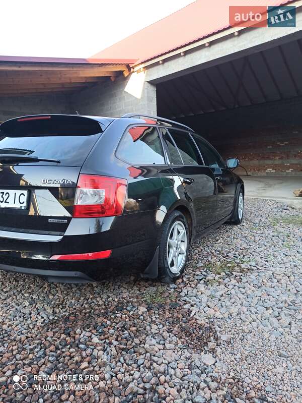 Универсал Skoda Octavia 2015 в Гайсине