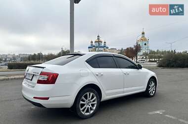 Лифтбек Skoda Octavia 2015 в 