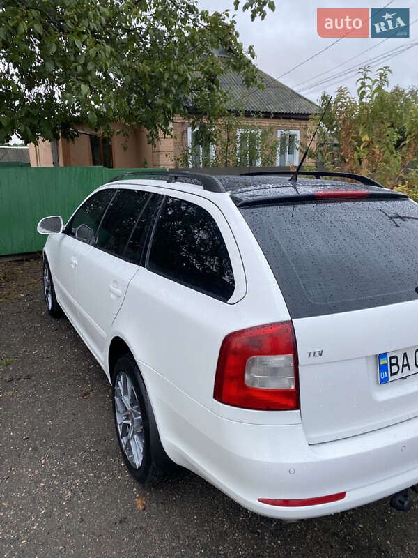Универсал Skoda Octavia 2010 в Кропивницком фото 5 Универсал Skoda Octavia 2010 в Кропивницком