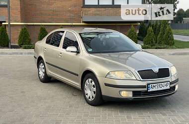 Лифтбек Skoda Octavia 2004 в Житомире