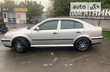 Лифтбек Skoda Octavia 2000 в Балаклее