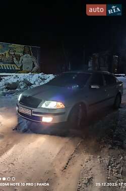 Лифтбек Skoda Octavia 2006 в Сумах