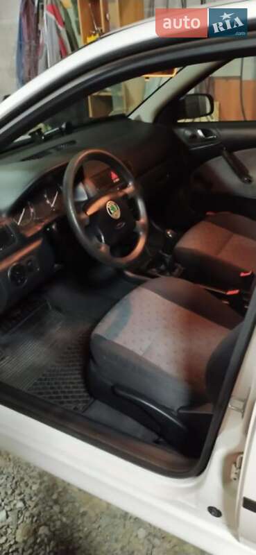 Лифтбек Skoda Octavia 2004 в Брусилове