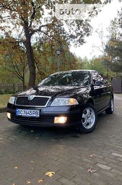 Лифтбек Skoda Octavia 2005 в Трускавце