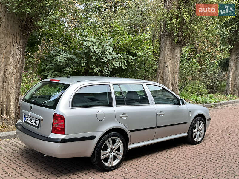 Универсал Skoda Octavia 2001 в Киеве