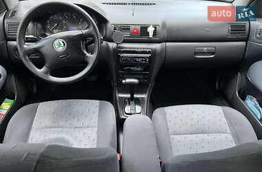 Универсал Skoda Octavia 2001 в 