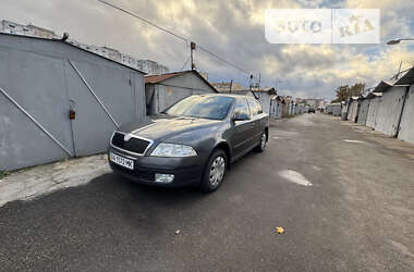 Лифтбек Skoda Octavia 2006 в Киеве