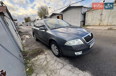 Лифтбек Skoda Octavia 2006 в Киеве