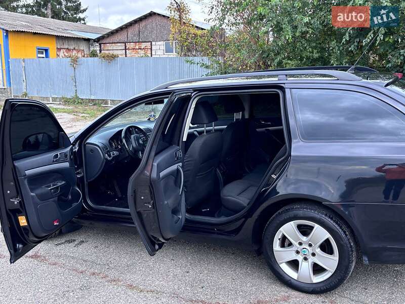 Універсал Skoda Octavia 2009 в Звягелі