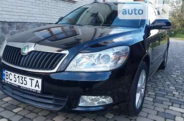 Універсал Skoda Octavia 2009 в Ходореві