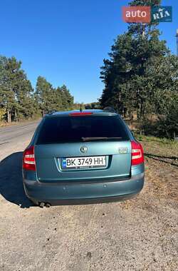 Универсал Skoda Octavia 2005 в Заречном