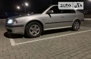 Лифтбек Skoda Octavia 2003 в Славском