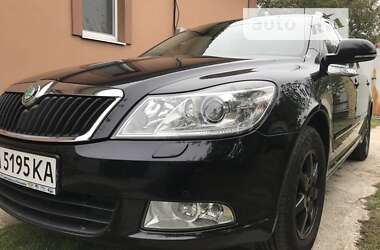 Універсал Skoda Octavia 2011 в Черкасах