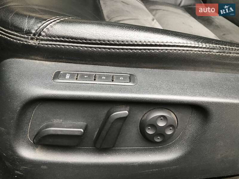Універсал Skoda Octavia 2011 в Черкасах