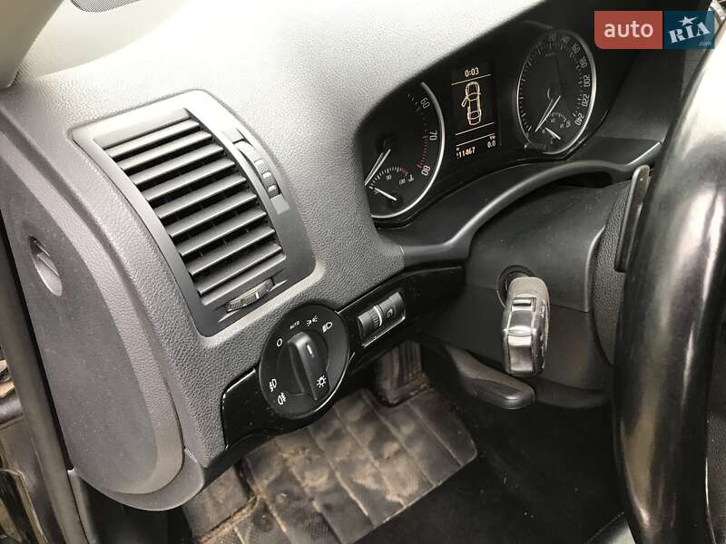Універсал Skoda Octavia 2011 в Черкасах