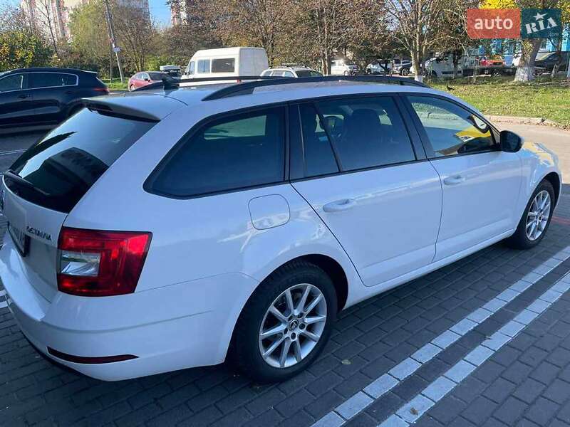 Универсал Skoda Octavia 2018 в Ровно