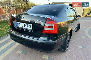 Лифтбек Skoda Octavia 2006 в Новояворовске