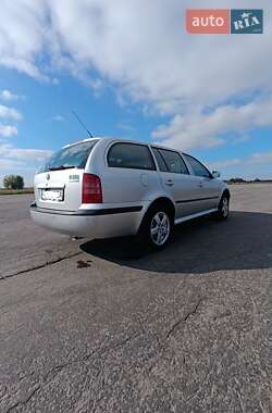 Универсал Skoda Octavia 2002 в Баре