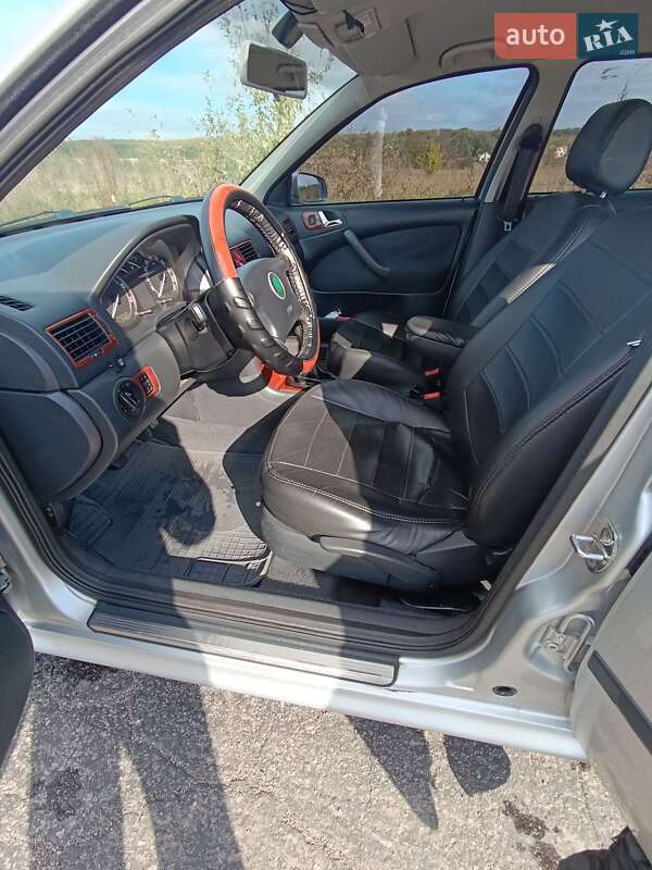 Універсал Skoda Octavia 2002 в Бару