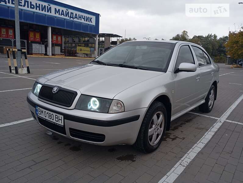 Лифтбек Skoda Octavia 2004 в Сумах