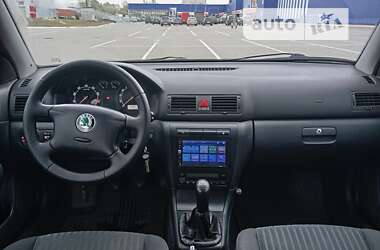 Лифтбек Skoda Octavia 2004 в Сумах