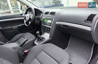 Лифтбек Skoda Octavia 2011 в Днепре