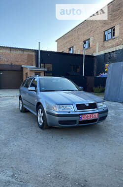 Універсал Skoda Octavia 2003 в Охтирці