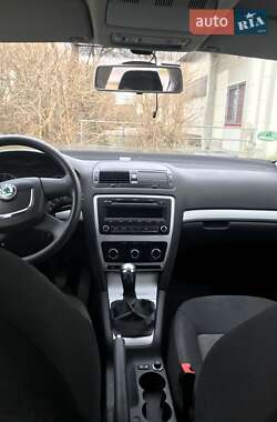 Ліфтбек Skoda Octavia 2010 в 