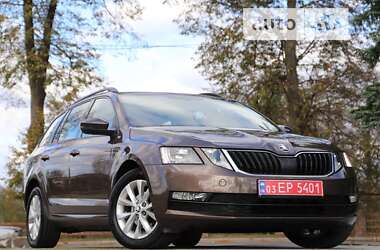 Универсал Skoda Octavia 2019 в Дрогобыче