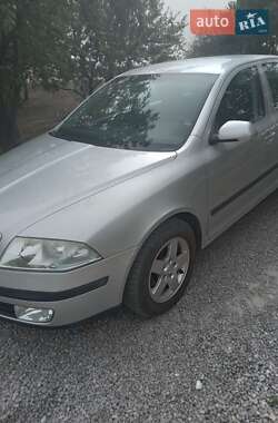 Універсал Skoda Octavia 2004 в Дніпрі