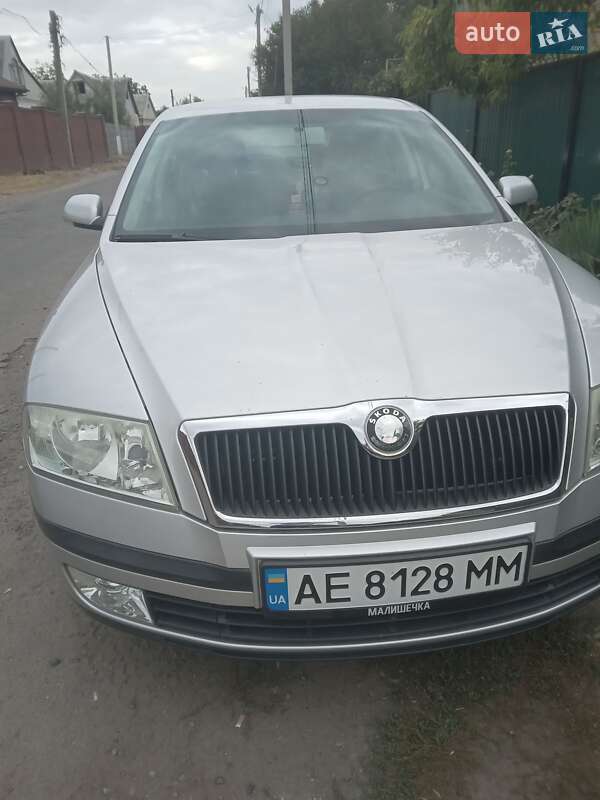 Універсал Skoda Octavia 2004 в Дніпрі