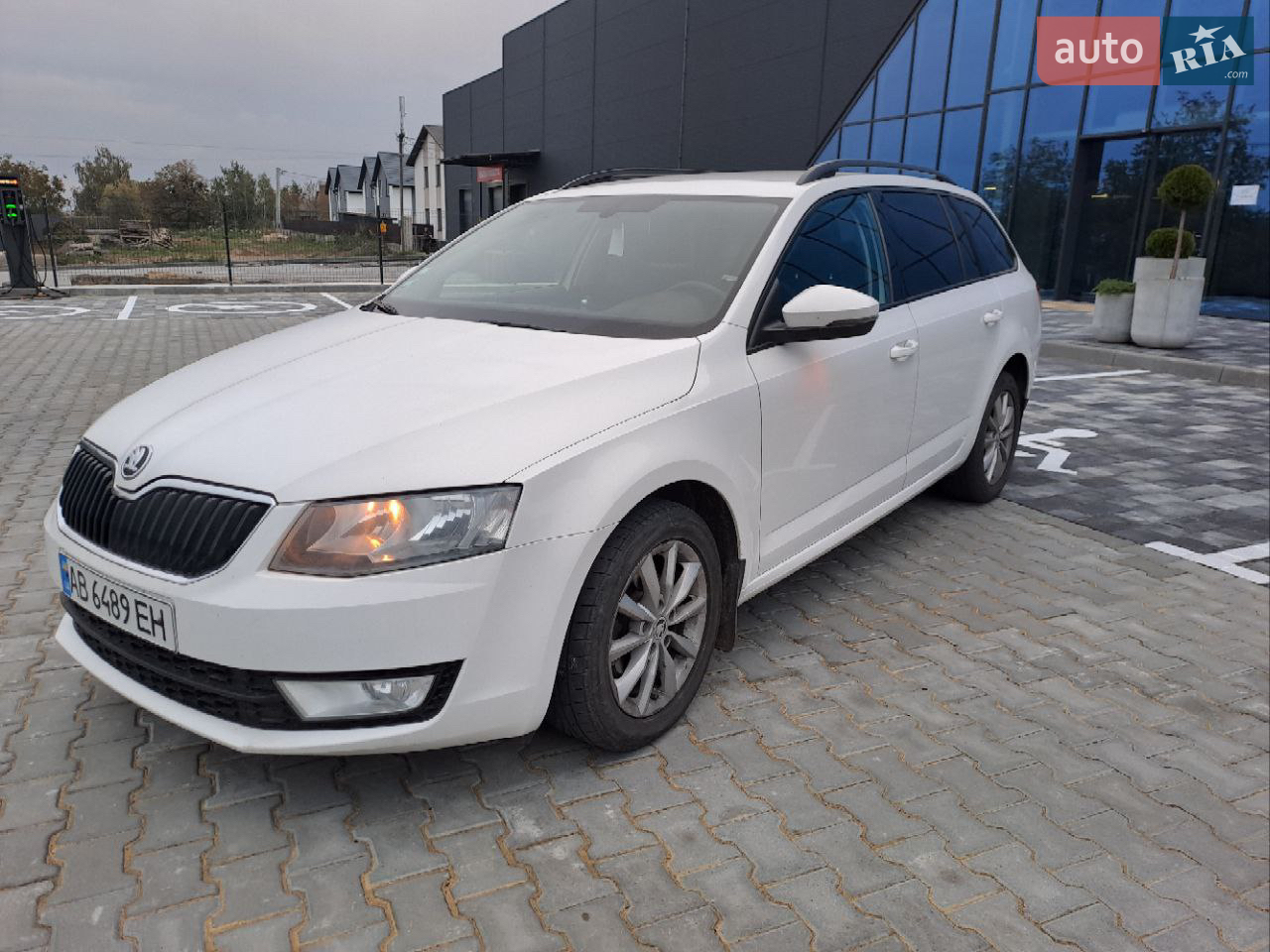 2015 Skoda Octavia - мініатюра 12