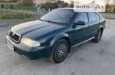 Лифтбек Skoda Octavia 1998 в Теофиполе