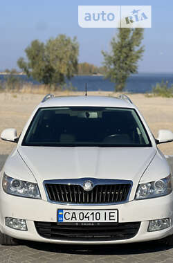 Універсал Skoda Octavia 2011 в Черкасах