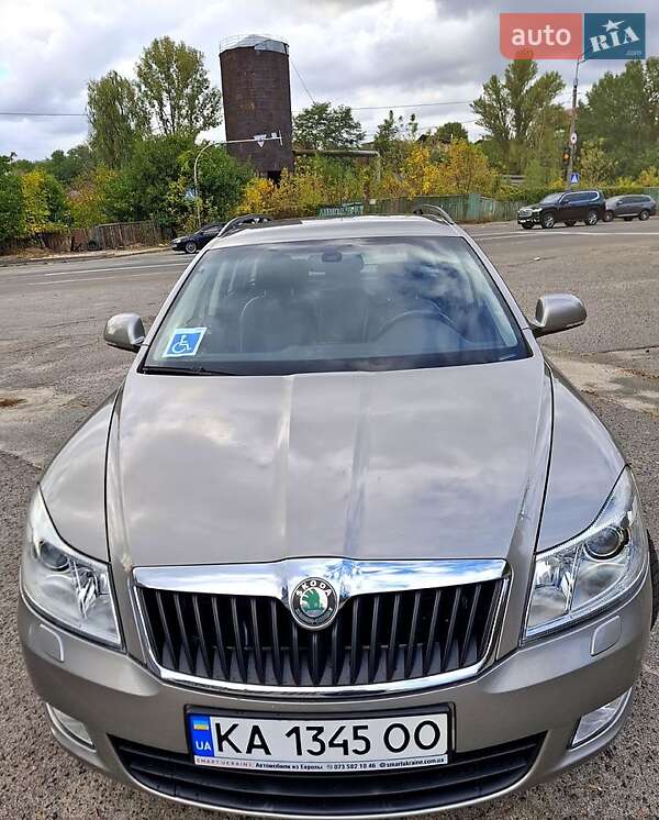 Ліфтбек Skoda Octavia 2009 в Києві