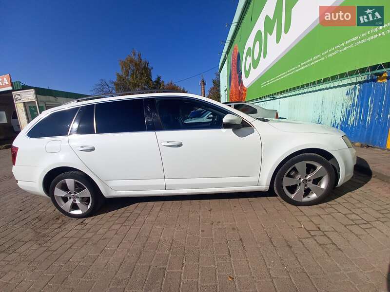 Универсал Skoda Octavia 2015 в Самборе