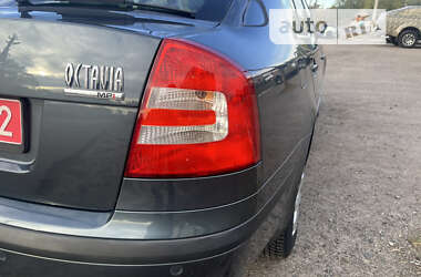 Ліфтбек Skoda Octavia 2005 в Охтирці