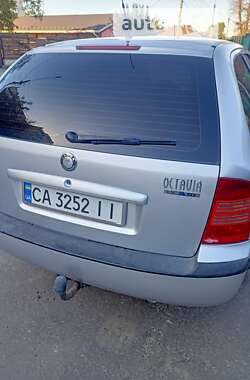 Универсал Skoda Octavia 2003 в Смеле